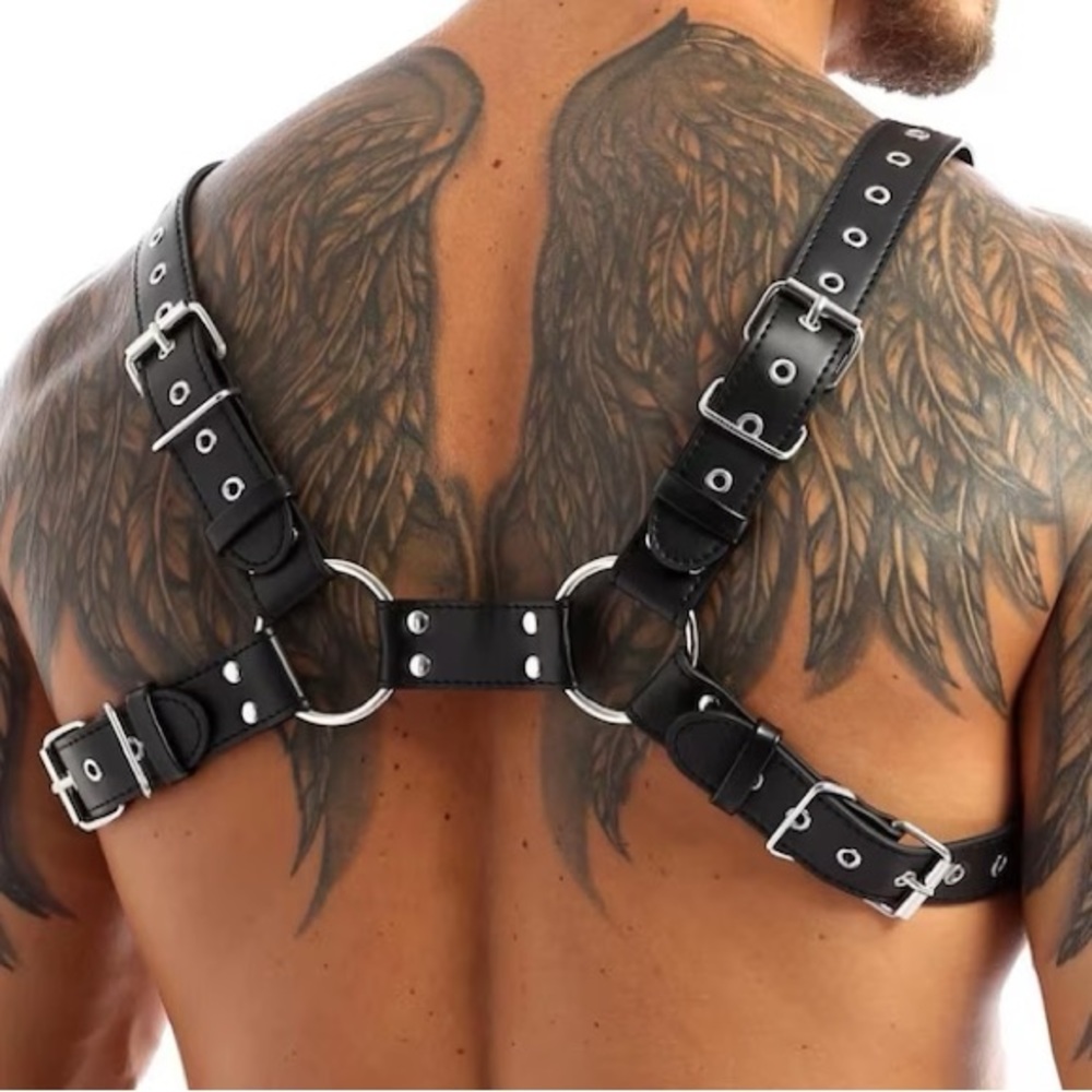 Mens Leather H Bulldog Chest Harness, 4 Straps Harness BDSM For Men - Picture 1 of 6